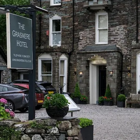 Hotel The 4*